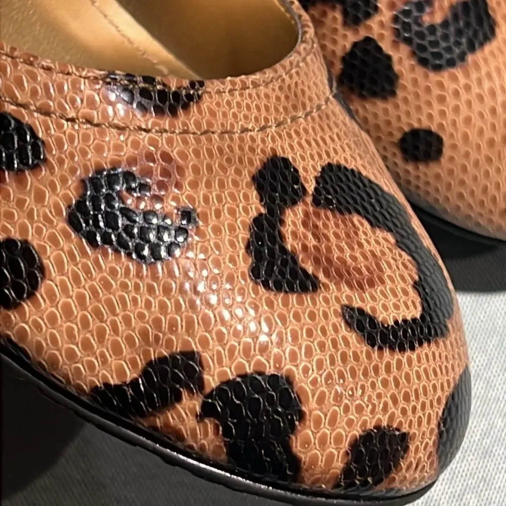 Anne Klein Leopard‎ Print Heels Size 6 B35